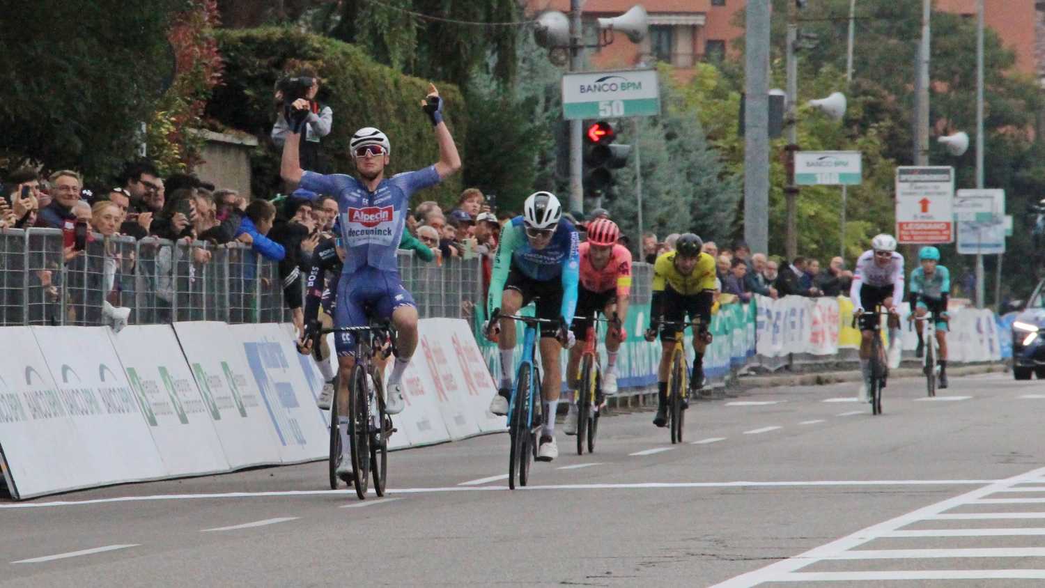 Stan Van Tricht vince la Coppa Bernocchi 2024