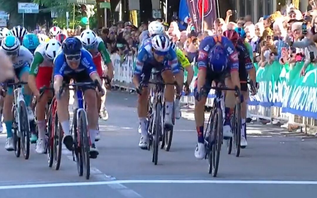 Dorian Godon padrone a Legnano: sua la 106ª Coppa Bernocchi