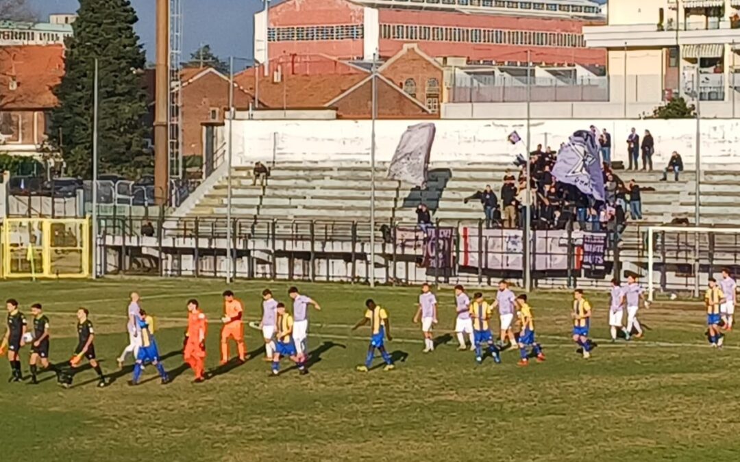 Zoppi illumina, Trenchev sigilla: i lilla continuano a correre